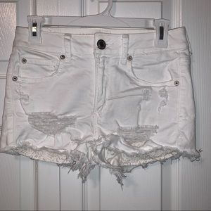 AE WHITE HIGH WAISTED JEAN SHORT